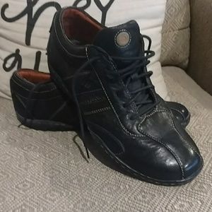Mens Born shoes